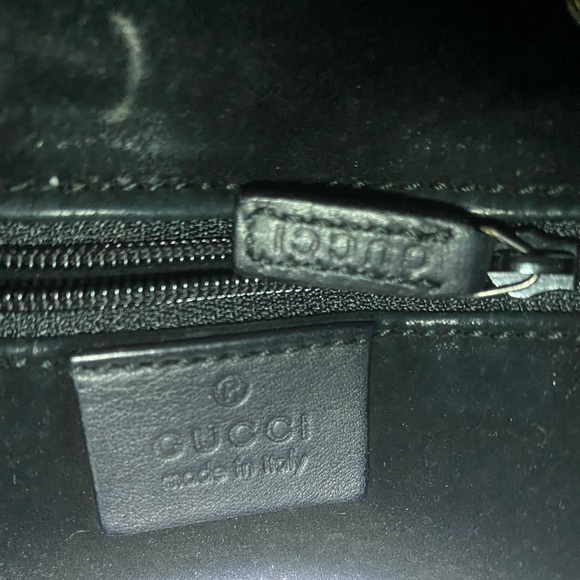 Gucci Black Leather Shoulder Bag - Black - Picture 12 of 14